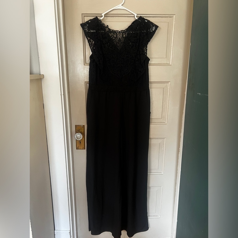 Dress romper with lace detail